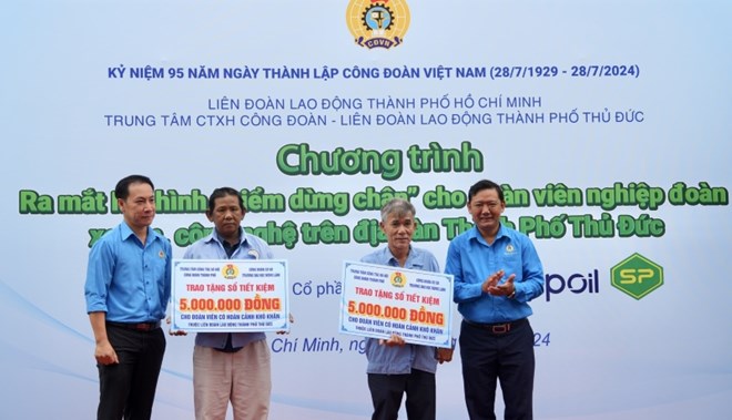 “Điểm dừng chân” miễn phí cho tài xế xe ôm công nghệ