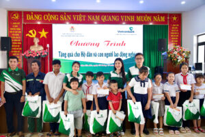 Thiếu nhi ở Đặc khu Côn Đảo vui Tết Trung thu